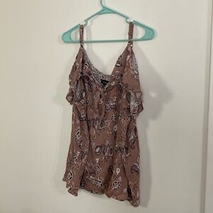 Open shoulder top